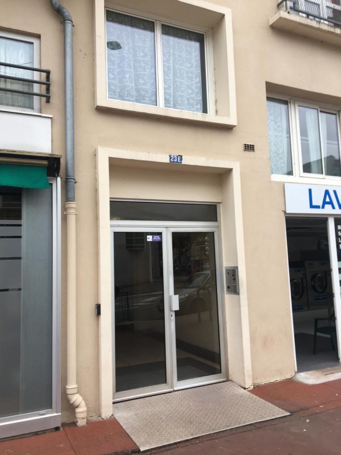 F2 En Centre Ville De 리모주 외부 사진